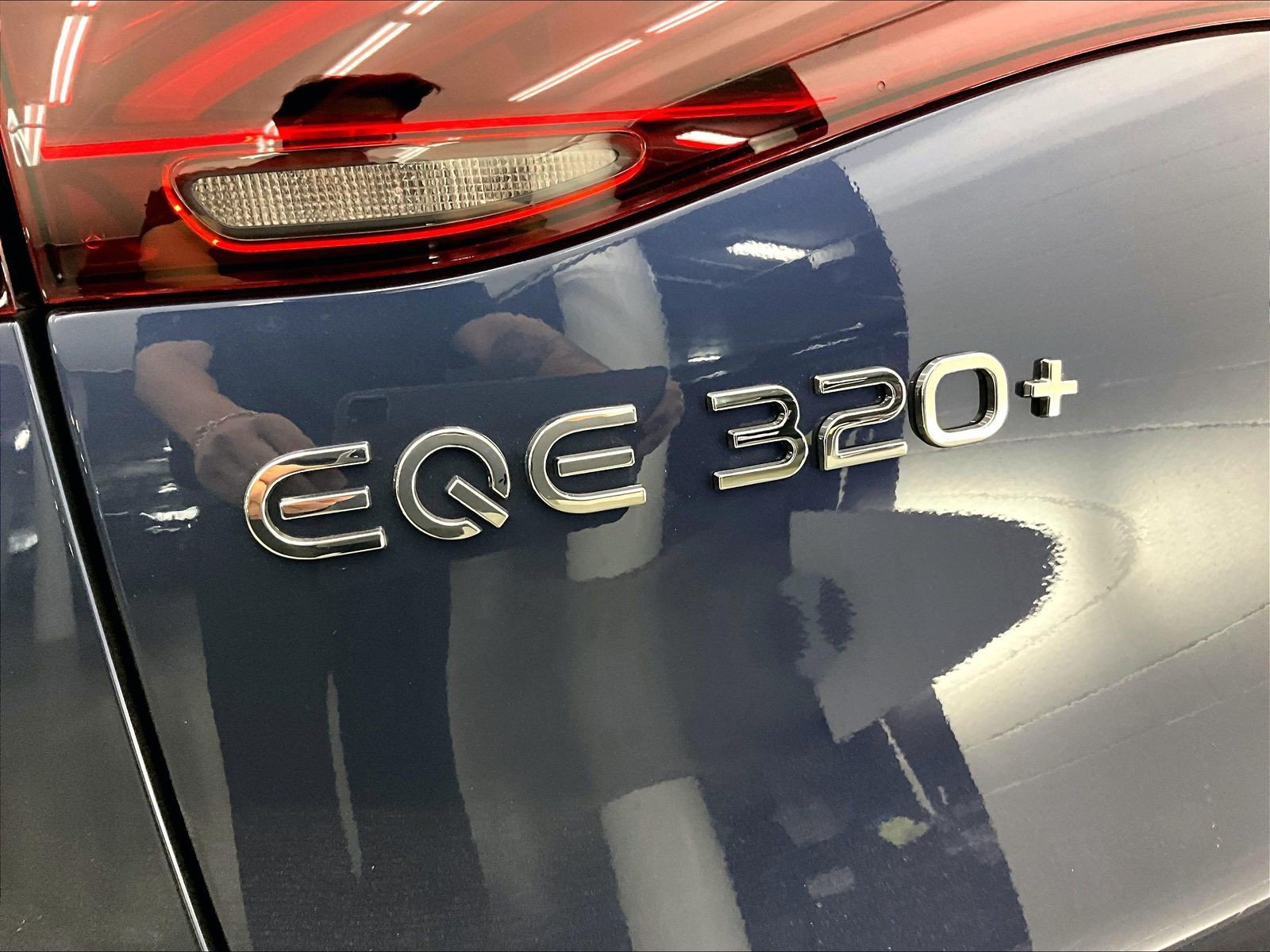 New 2027 Mercedes-Benz EQE 320+ SUV image 12