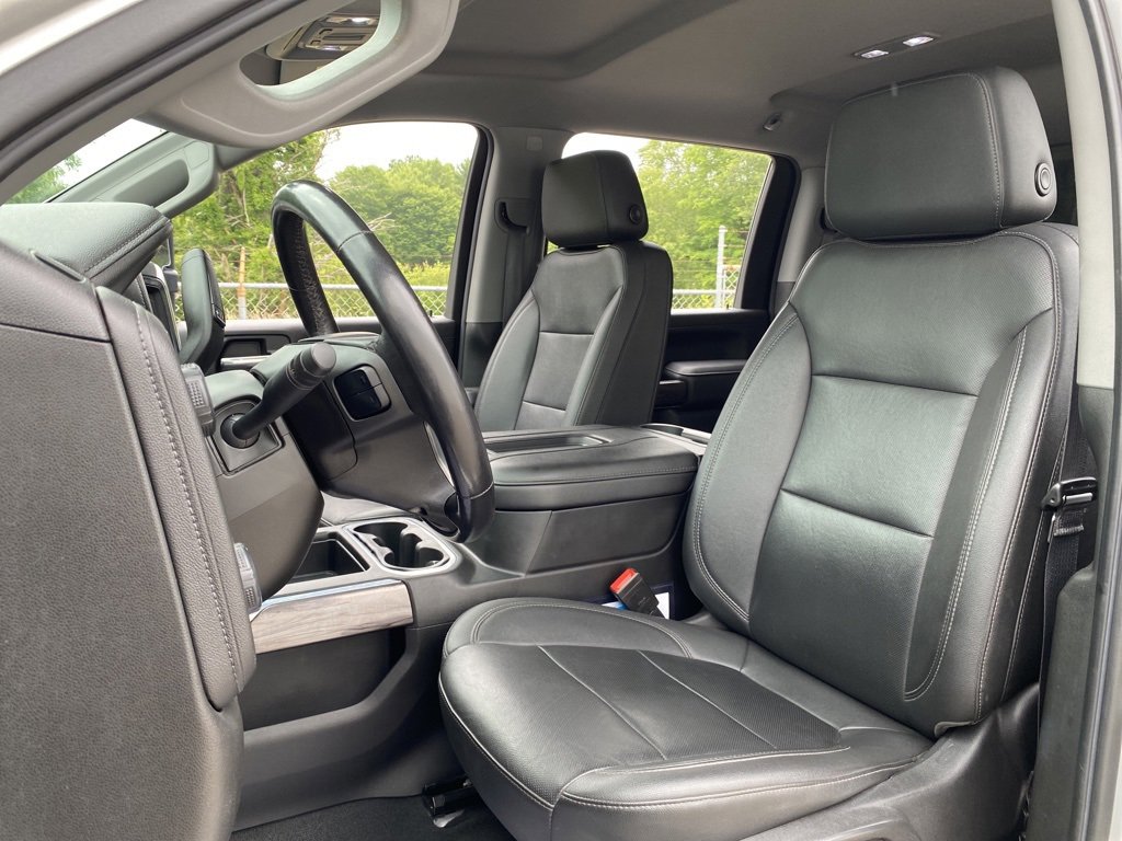 Used 2022 Chevrolet Silverado 2500 LTZ w/ LTZ Convenience Package image 29