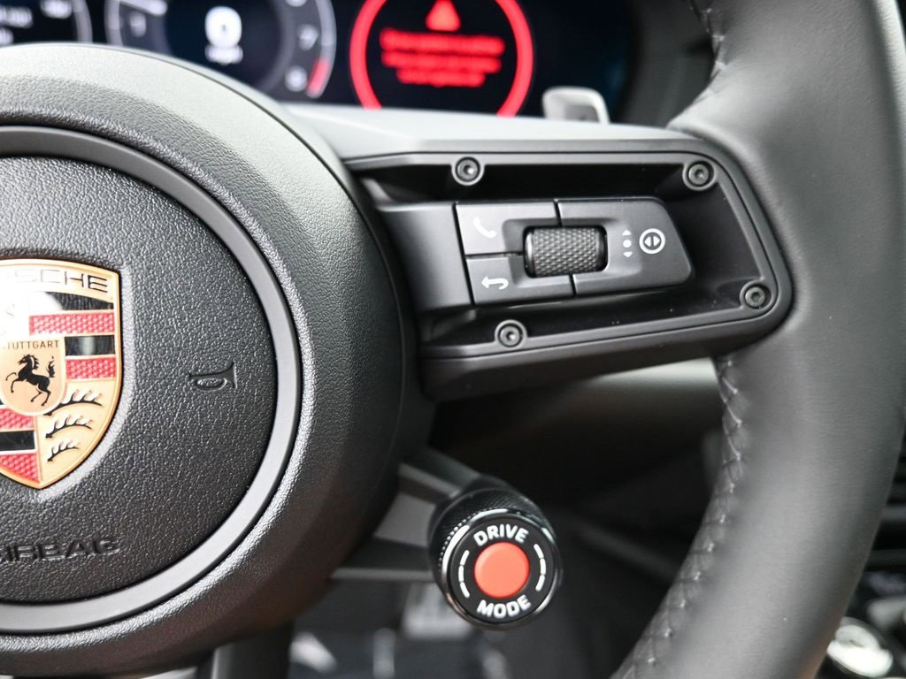 Certified 2025 Porsche 911 Carrera image 10