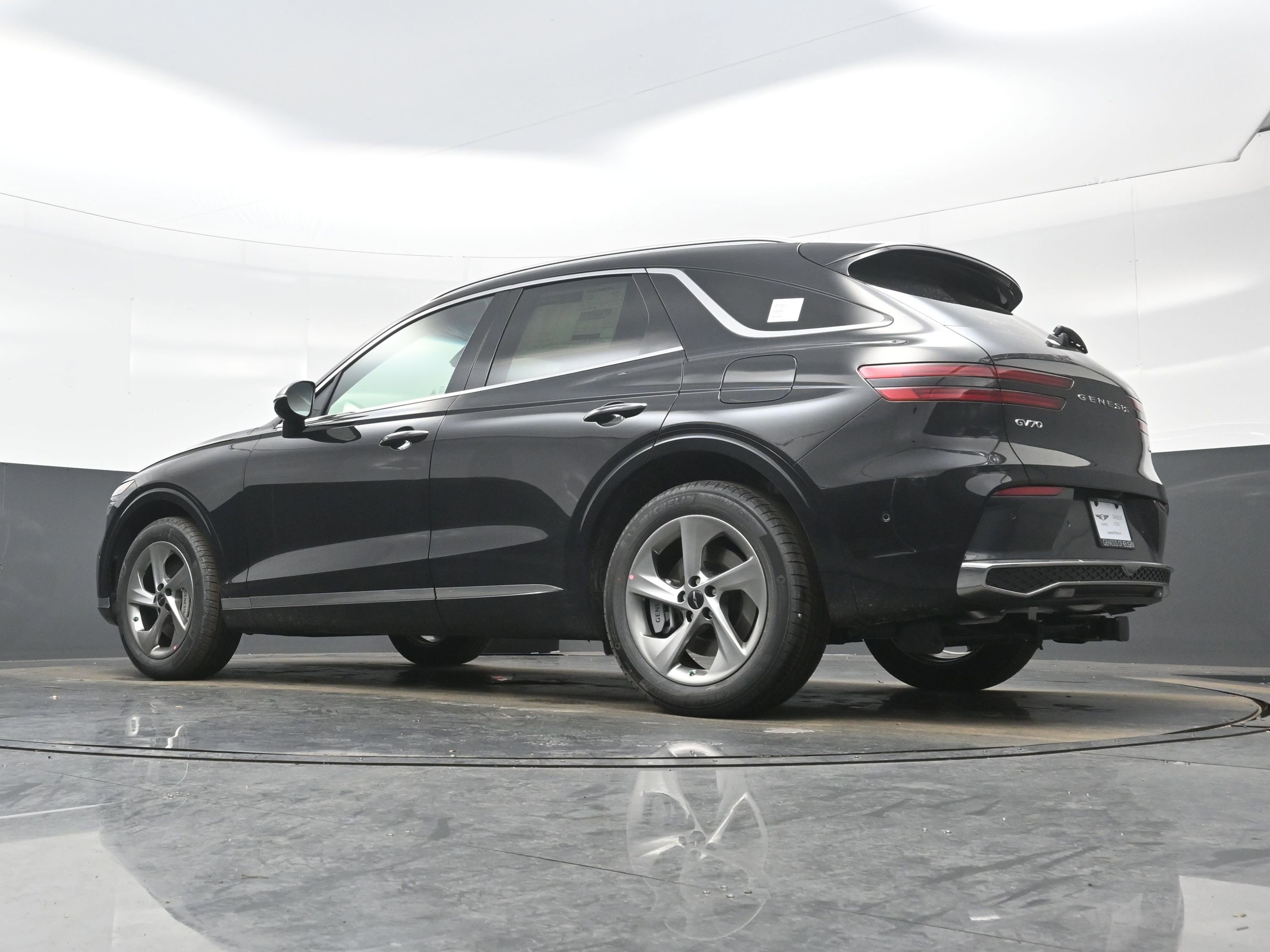 New 2026 Genesis GV70 2.5T Advanced image 15