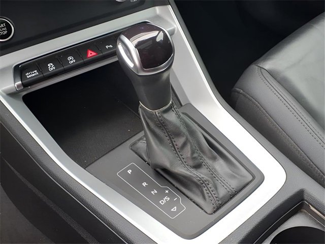 Used 2023 Audi Q3 2.0T Premium image 13