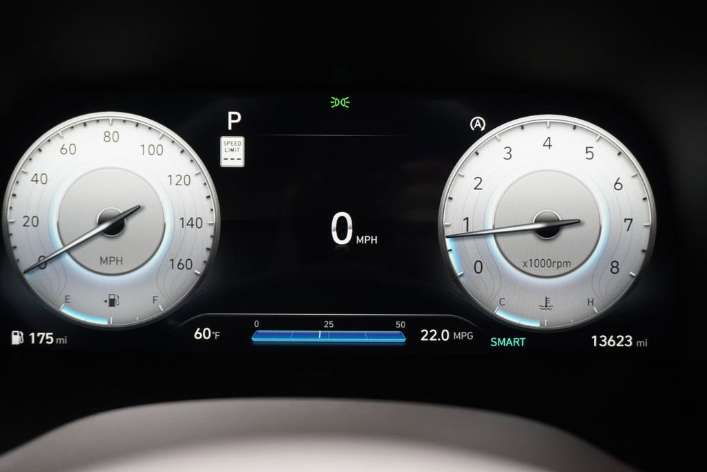 Used 2023 Hyundai Palisade Limited w/ Cargo Package image 29