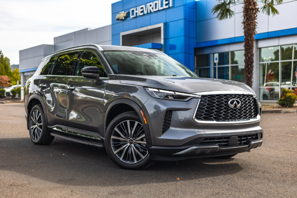 Used 2023 INFINITI QX60 Sensory AWD/4WD image 1