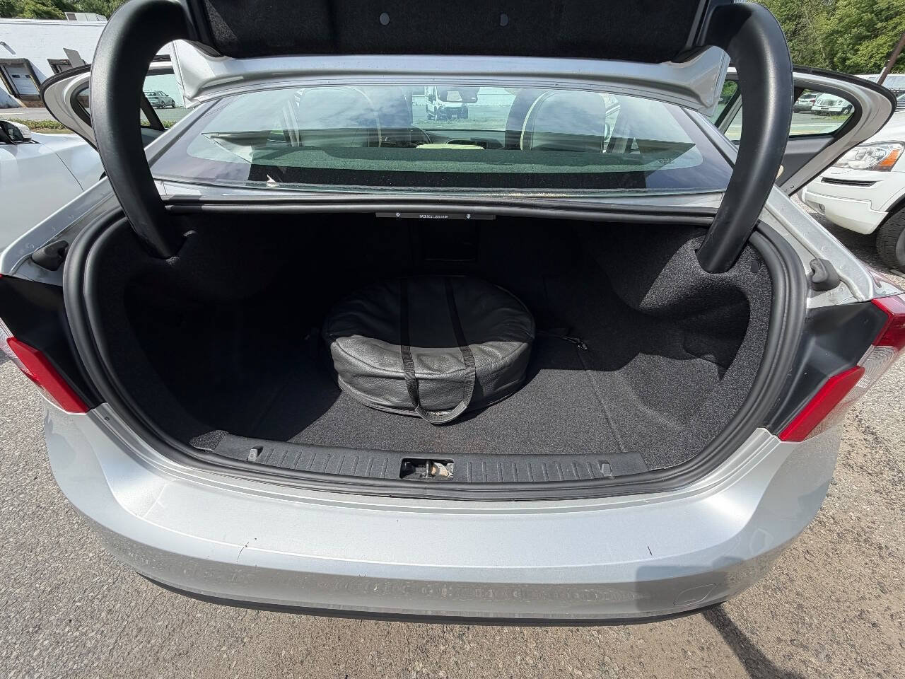 Used 2012 Volvo S60 T5 FWD image 16