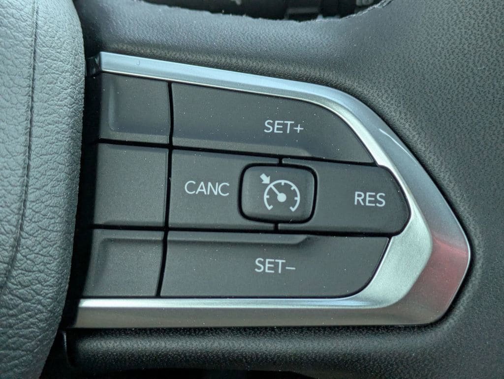 New 2026 Jeep Compass Latitude AWD/4WD image 16