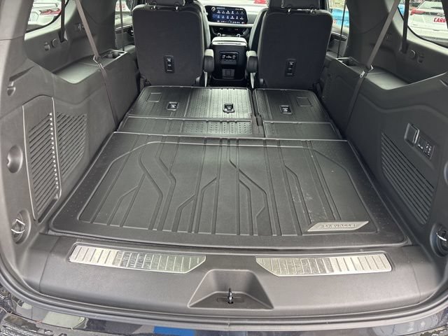 New 2026 Chevrolet Suburban Premier w/ Sun And Tow Package AWD/4WD image 42