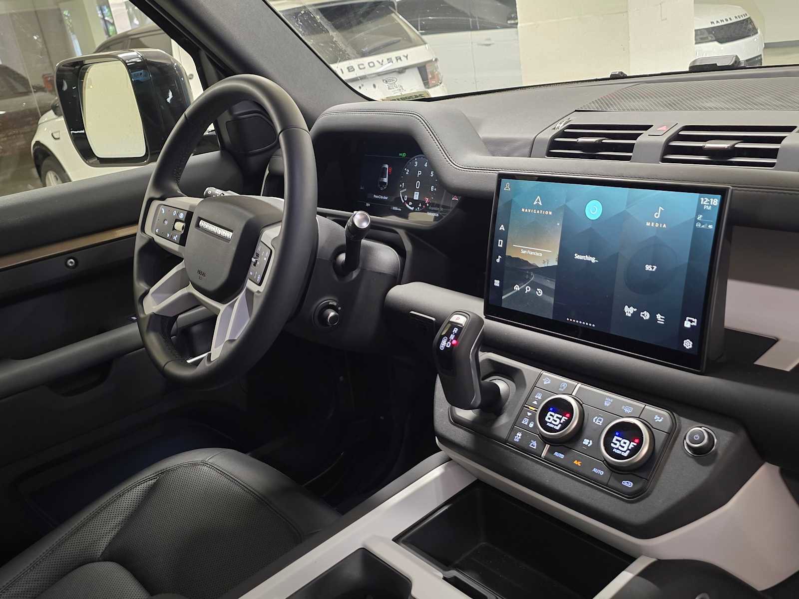 Used 2025 Land Rover Defender 130 S image 11