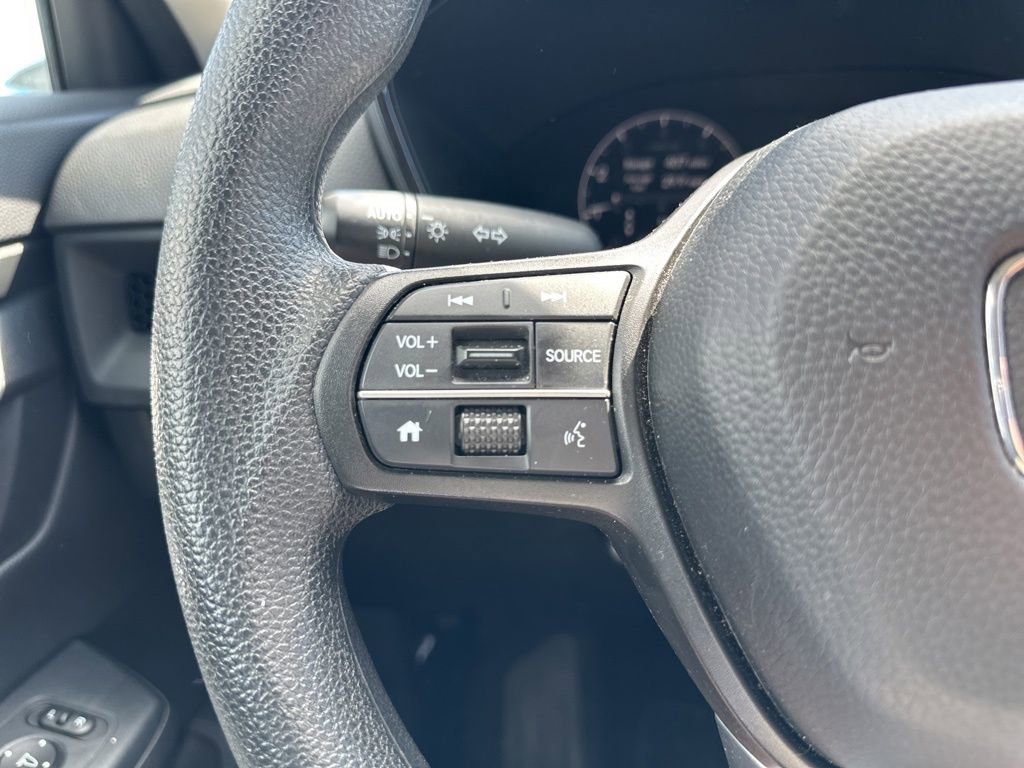 Used 2025 Honda CR-V LX image 20