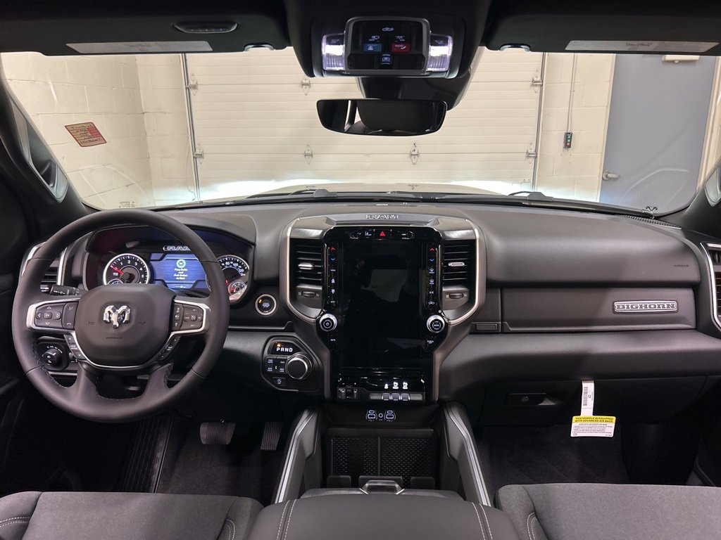 New 2026 RAM 1500 4x4 Crew Cab image 18