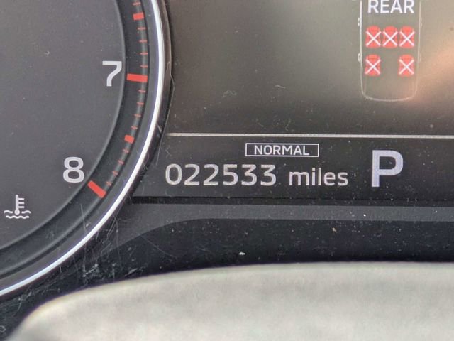 Used 2025 Mitsubishi Outlander ES image 30