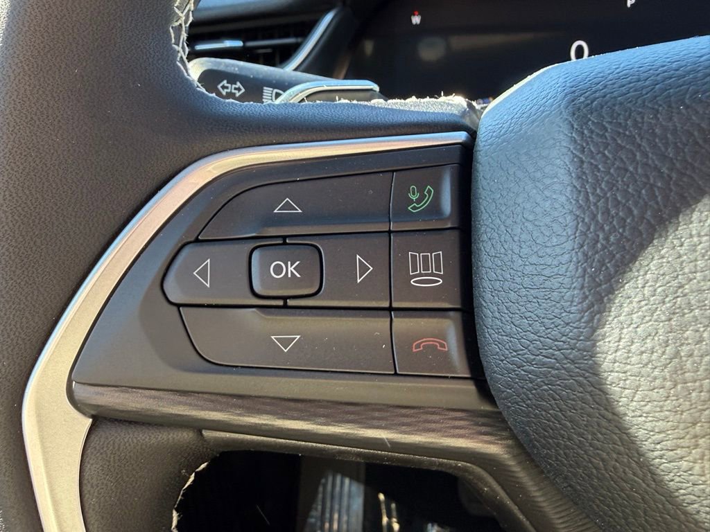 New 2025 Jeep Grand Cherokee L Laredo w/ Trailer Tow Package image 15