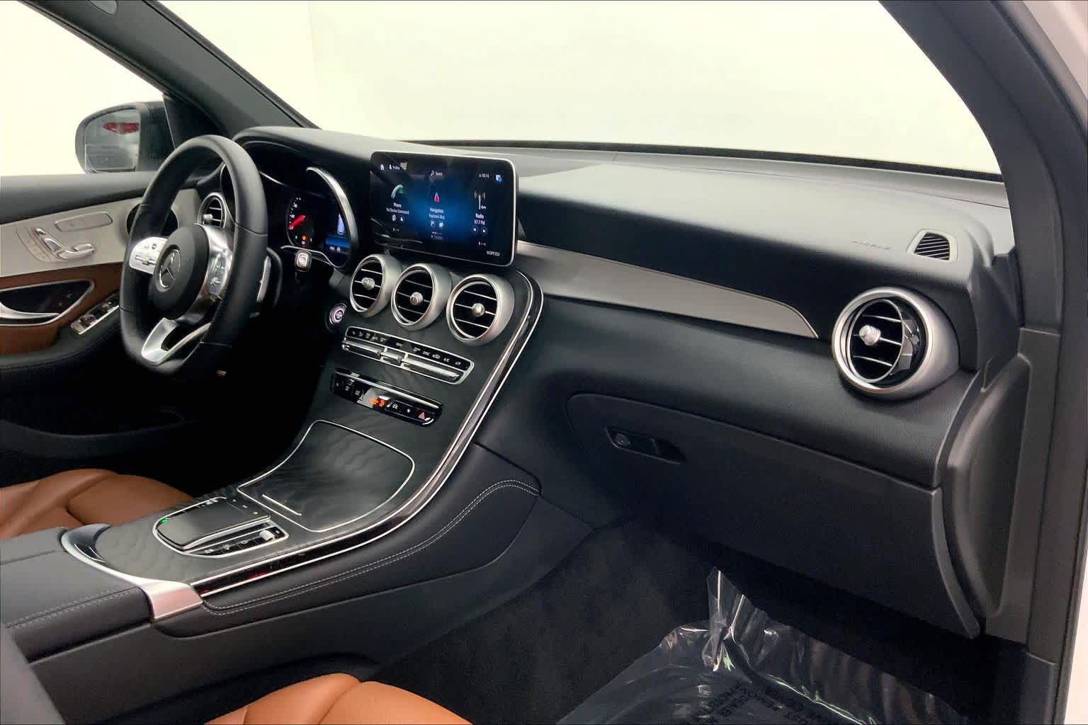 Certified 2021 Mercedes-Benz GLC 300 image 10