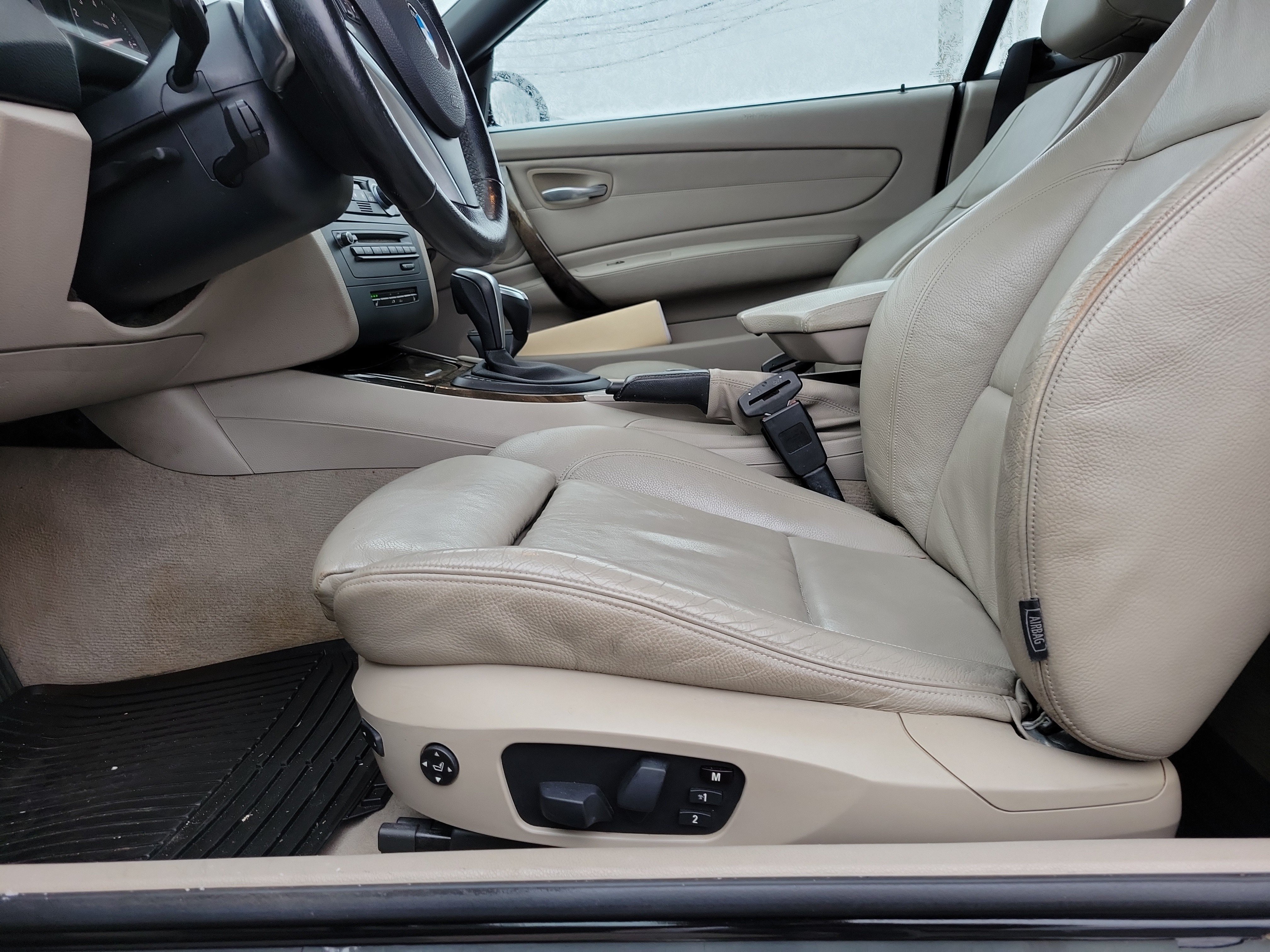 Used 2009 BMW 128i Convertible RWD image 11