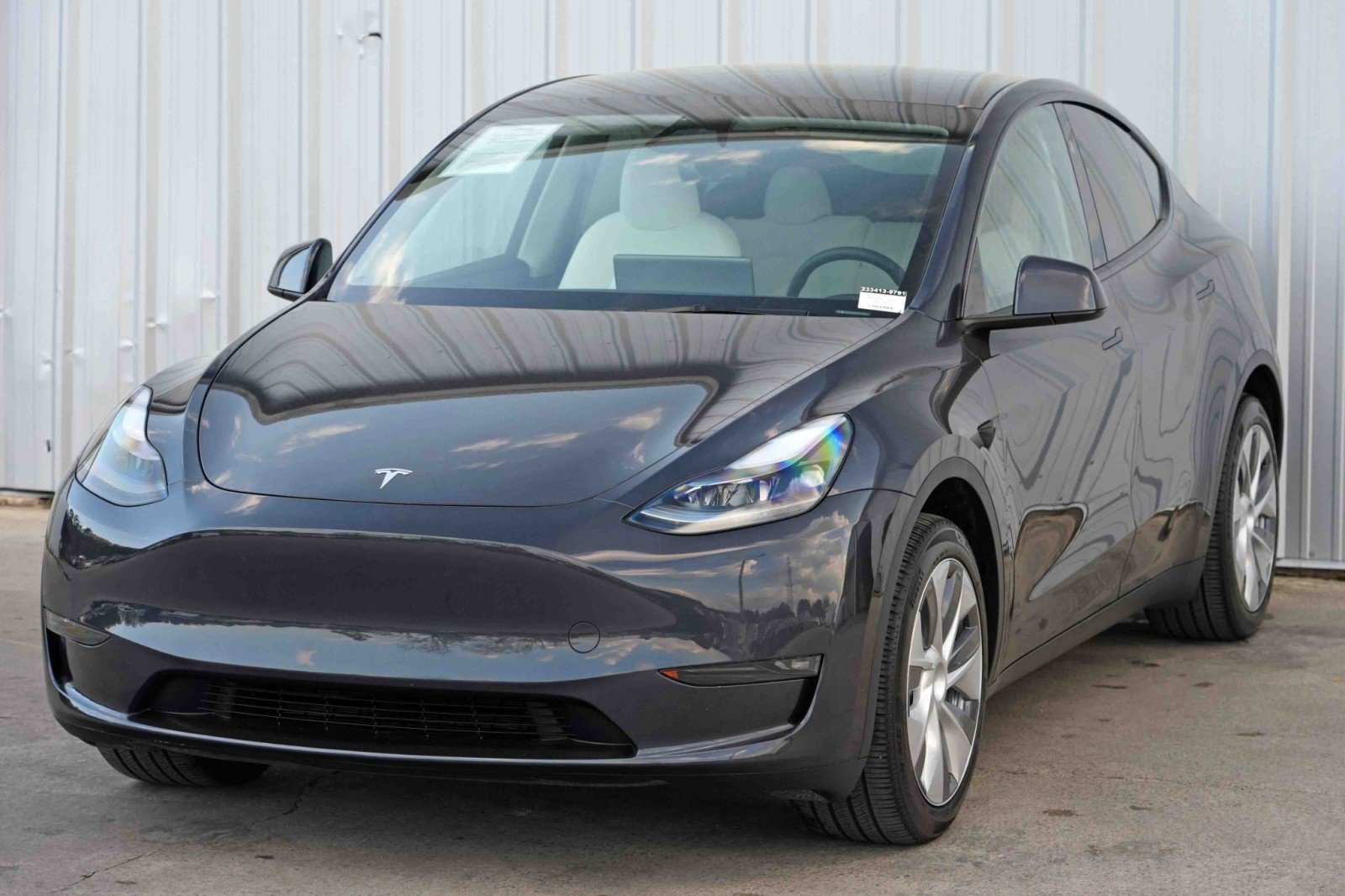 Used 2024 Tesla Model Y Long Range image 47