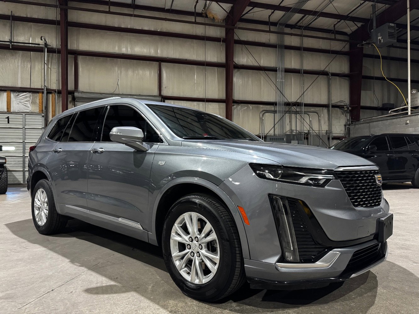 Used 2022 Cadillac XT6 Luxury image 1