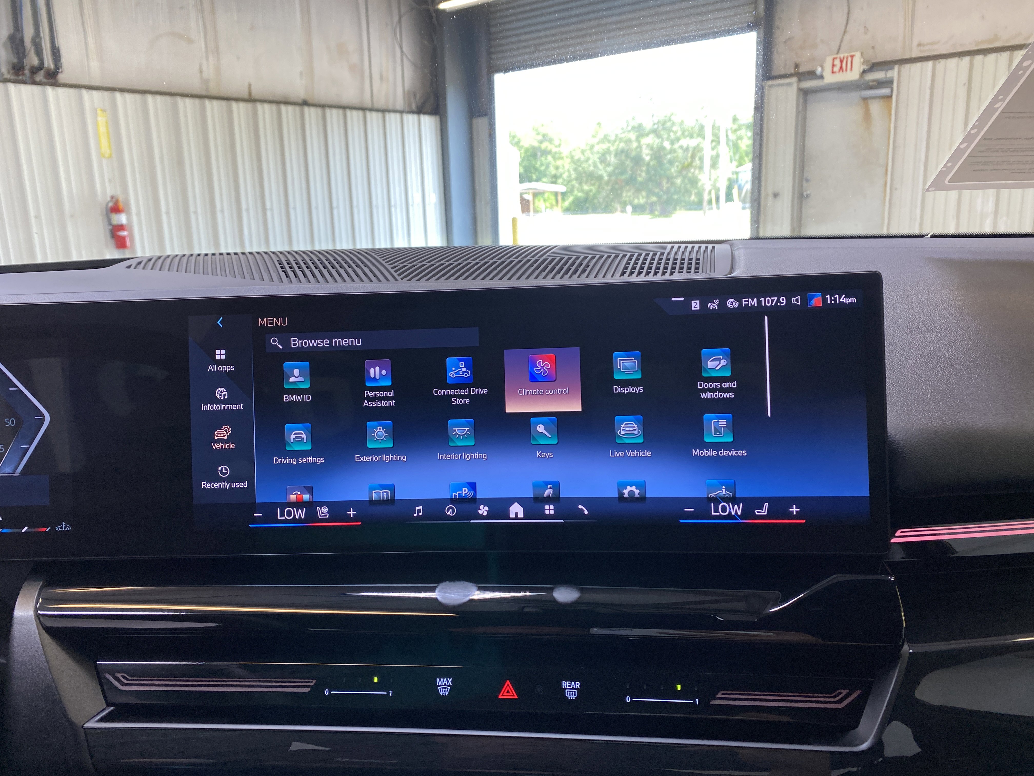 Used 2025 BMW 530i image 41