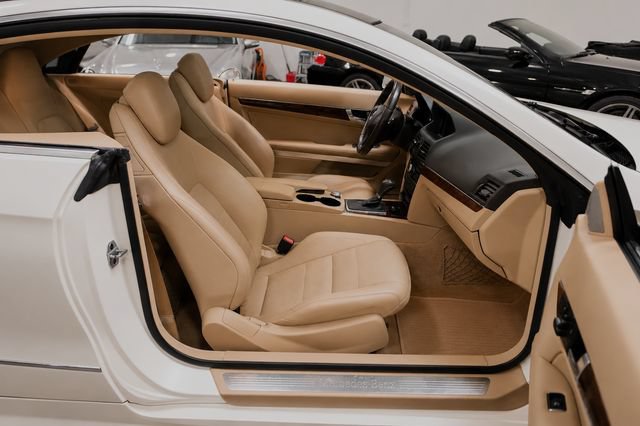Used 2011 Mercedes-Benz E 550 Coupe image 22