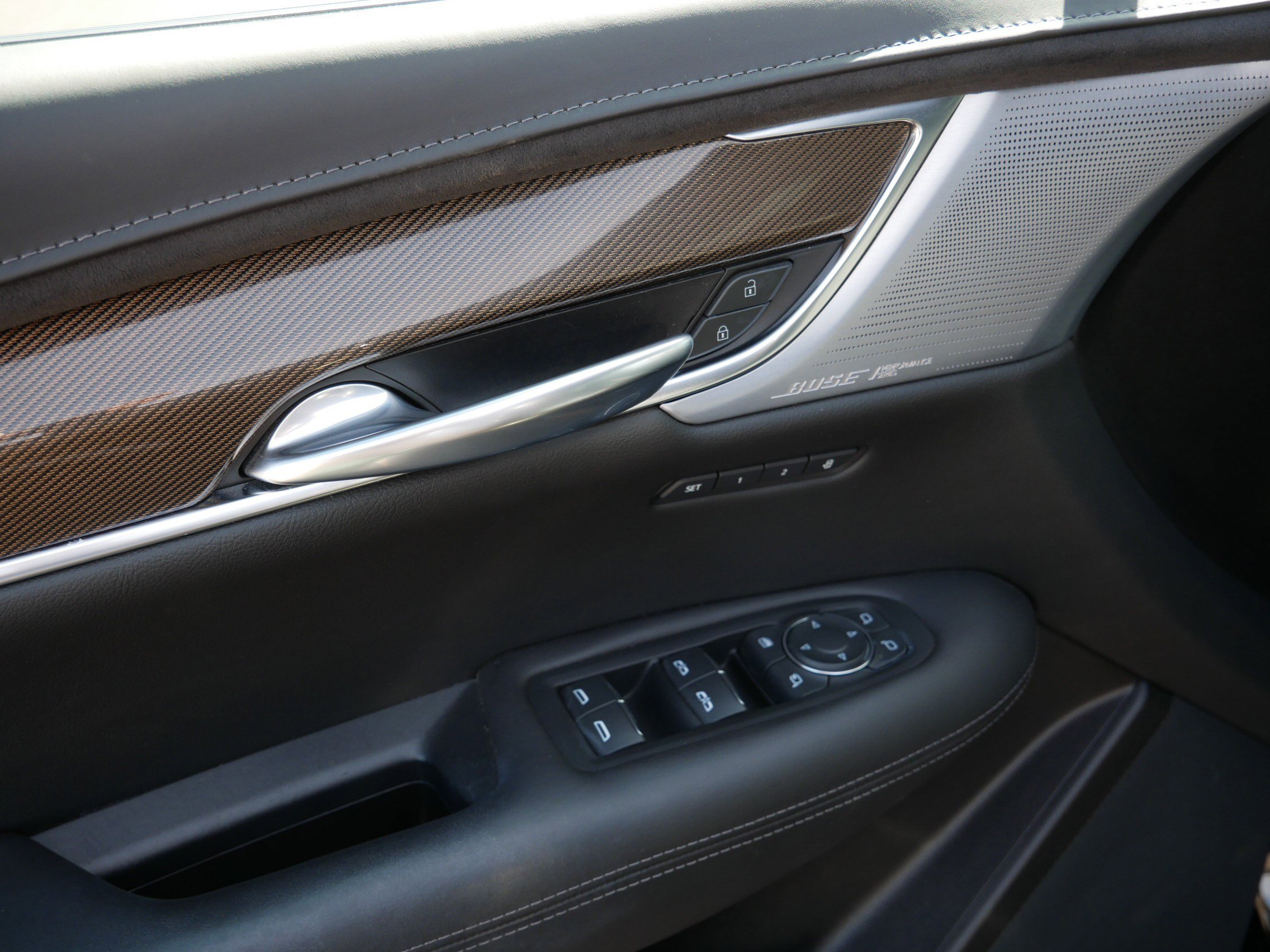 Certified 2023 Cadillac XT5 Sportv w/ Platinum Package image 18