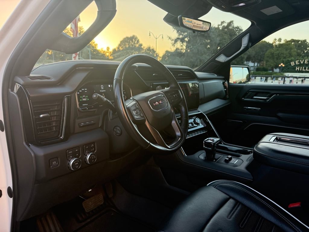 Used 2022 GMC Sierra 1500 AT4X image 17