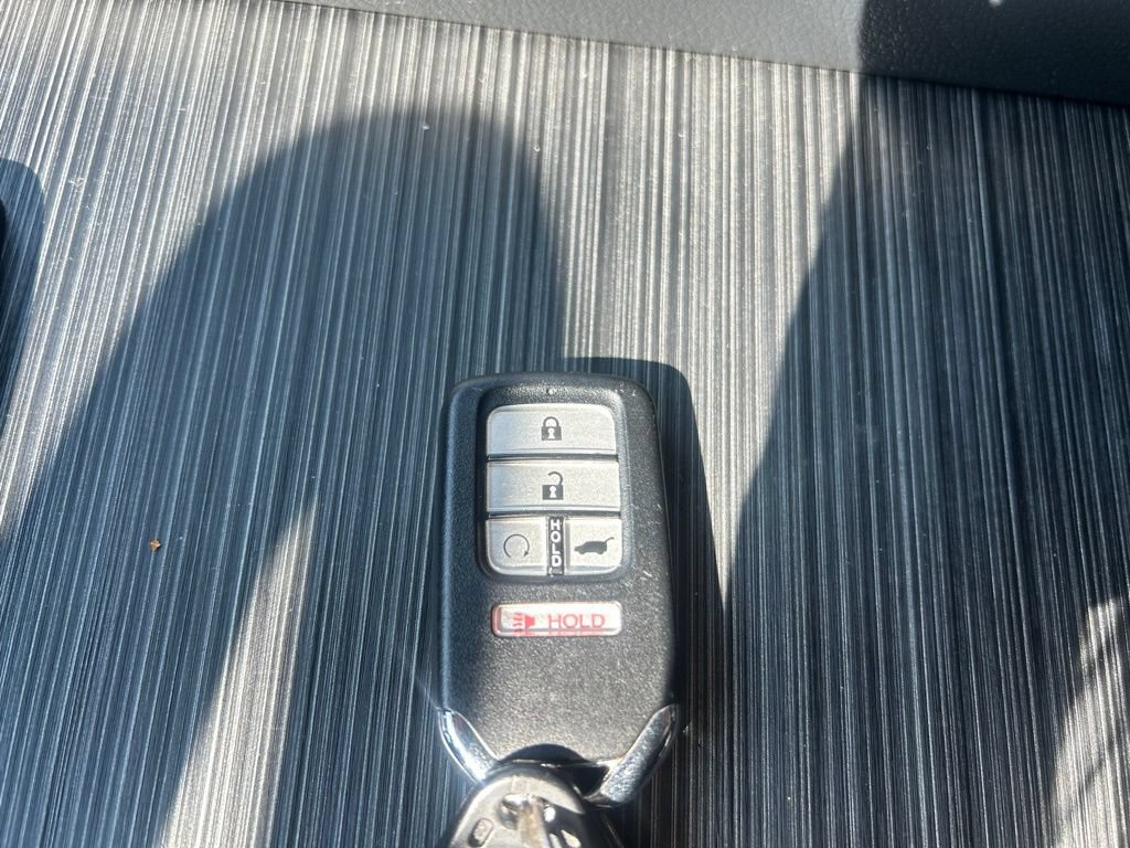 Used 2022 Honda Pilot TrailSport image 19