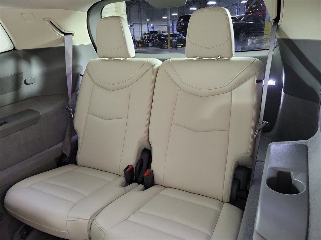 Certified 2023 Cadillac XT6 Premium Luxury image 11