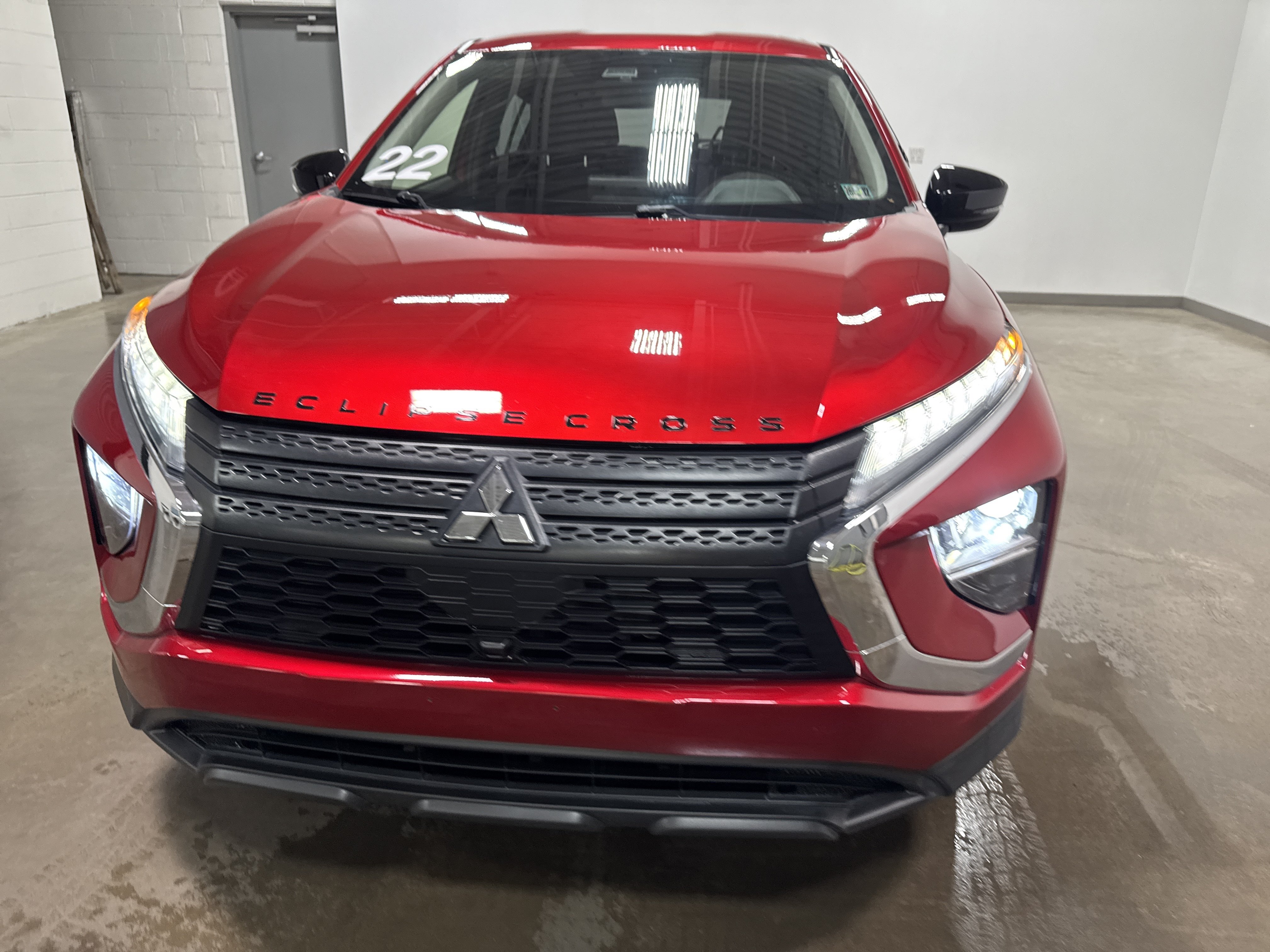 Used 2022 Mitsubishi Eclipse Cross LE AWD/4WD image 7