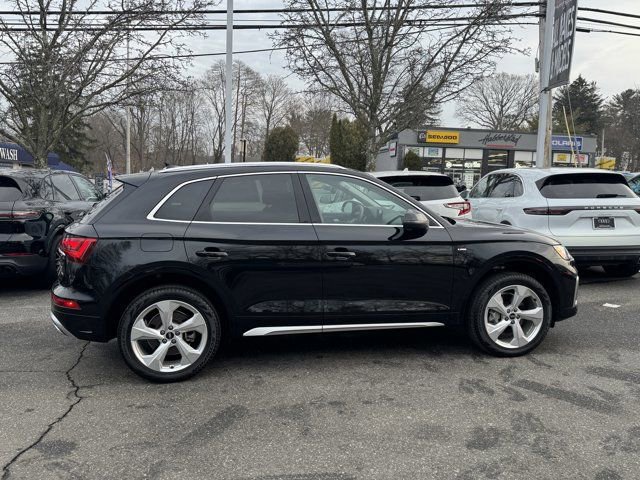 Certified 2025 Audi Q5 2.0T Premium Plus w/ Premium Plus Package AWD/4WD image 4