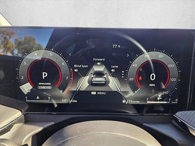 Used 2025 Nissan Kicks SR FWD image 11
