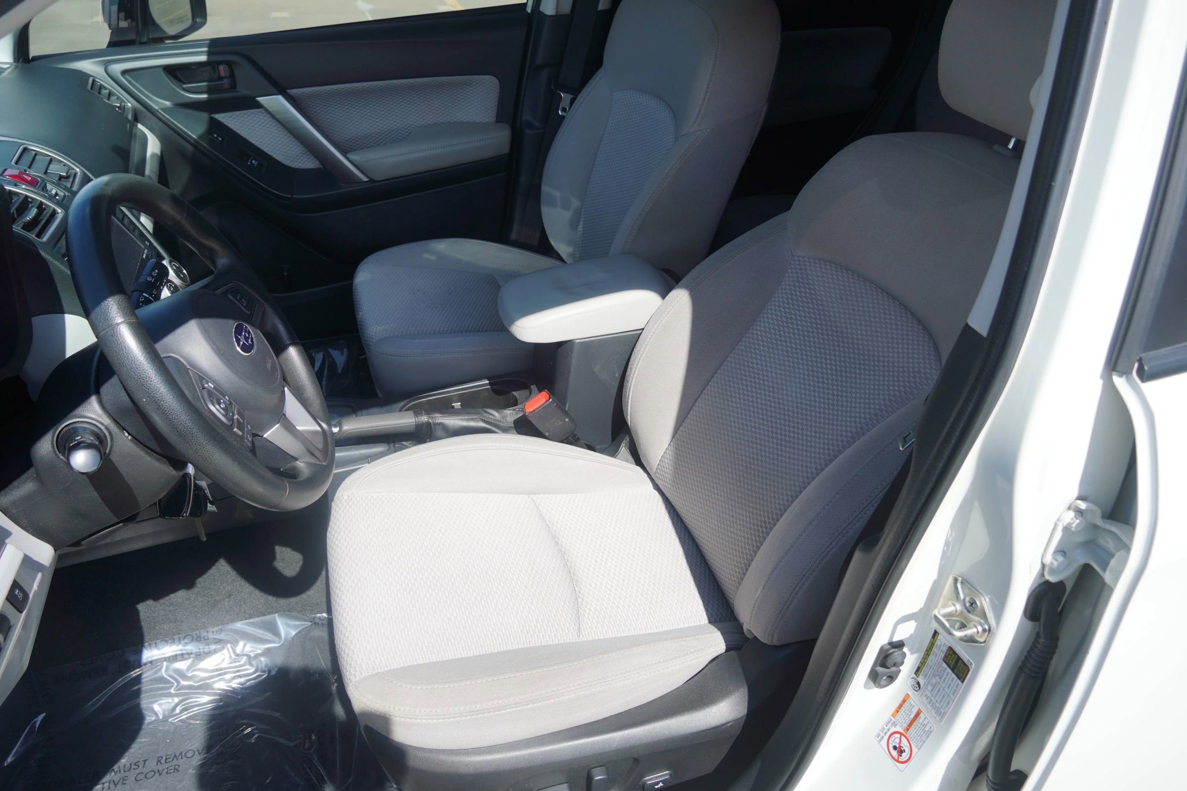 Used 2017 Subaru Forester 2.5i Premium w/ All-Weather Package image 28