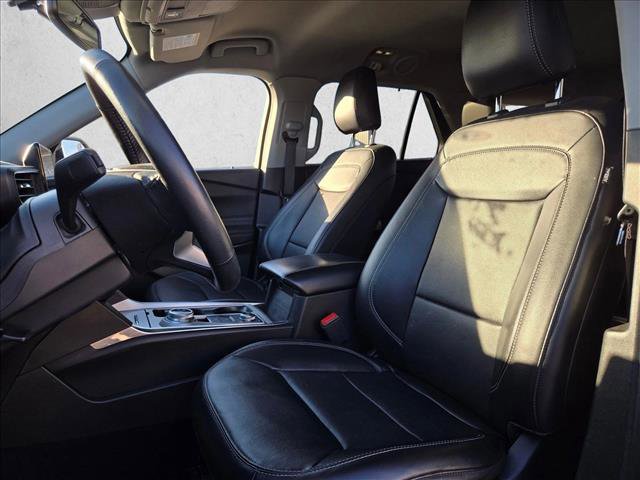 Used 2023 Ford Explorer Limited image 16