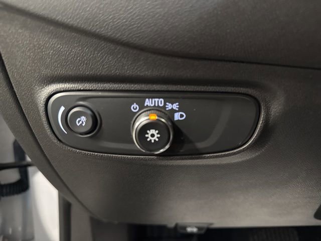 Used 2024 Chevrolet Equinox LT image 14