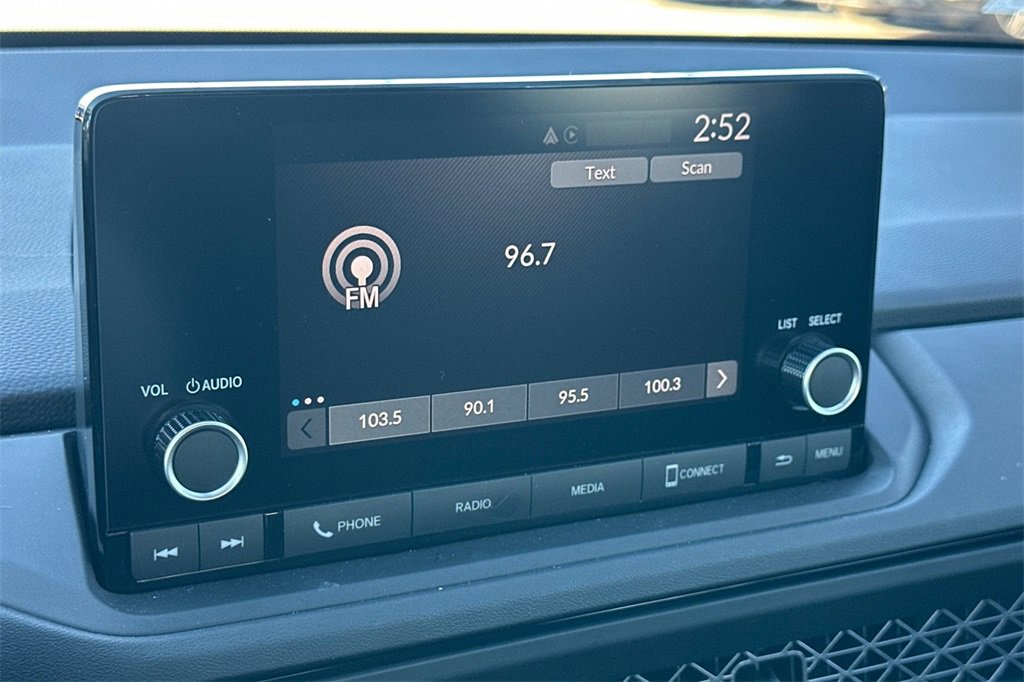 Certified 2025 Honda Accord LX image 19