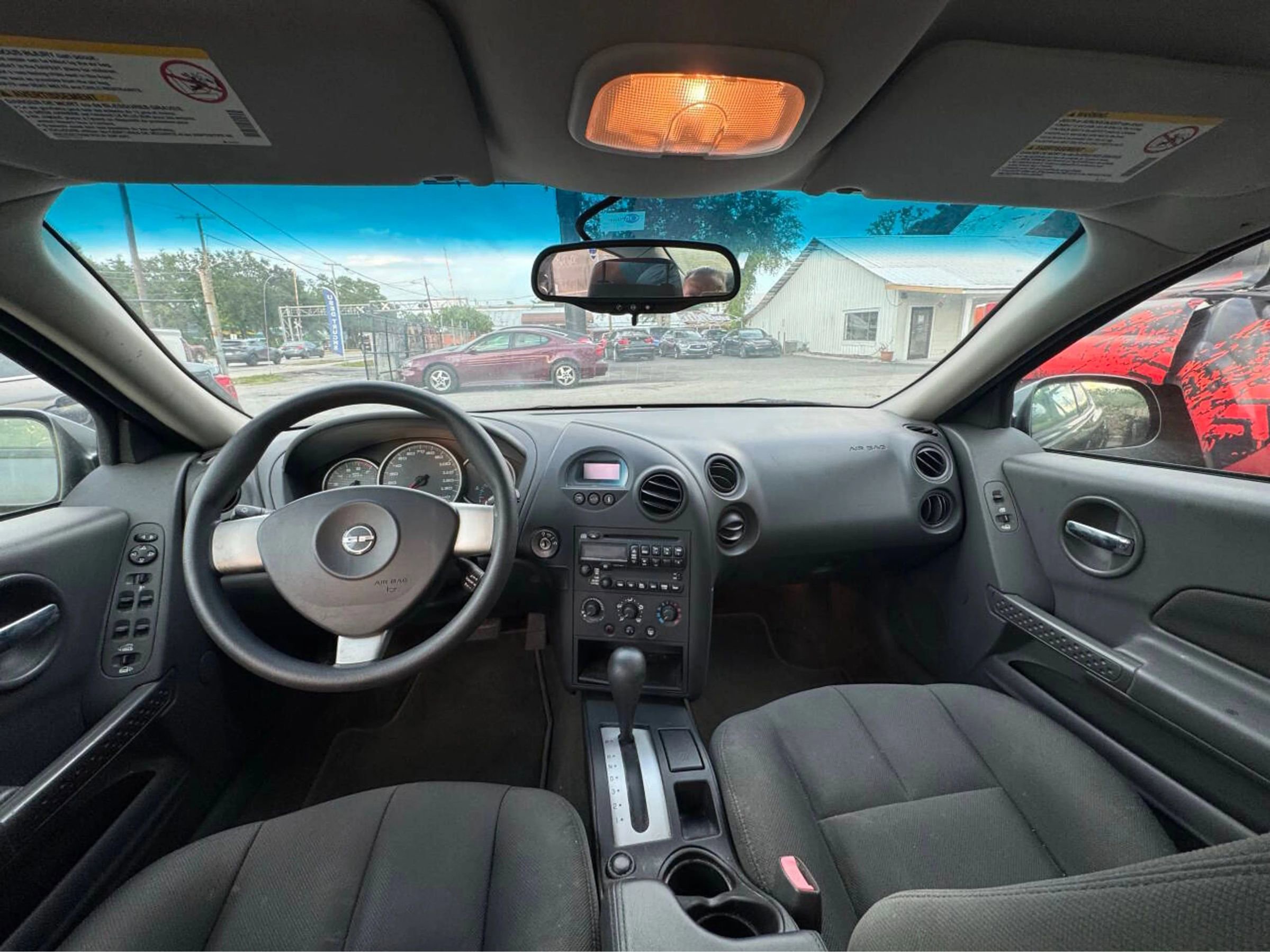 Used 2005 Pontiac Grand Prix w/ Drivers Plus Package image 25