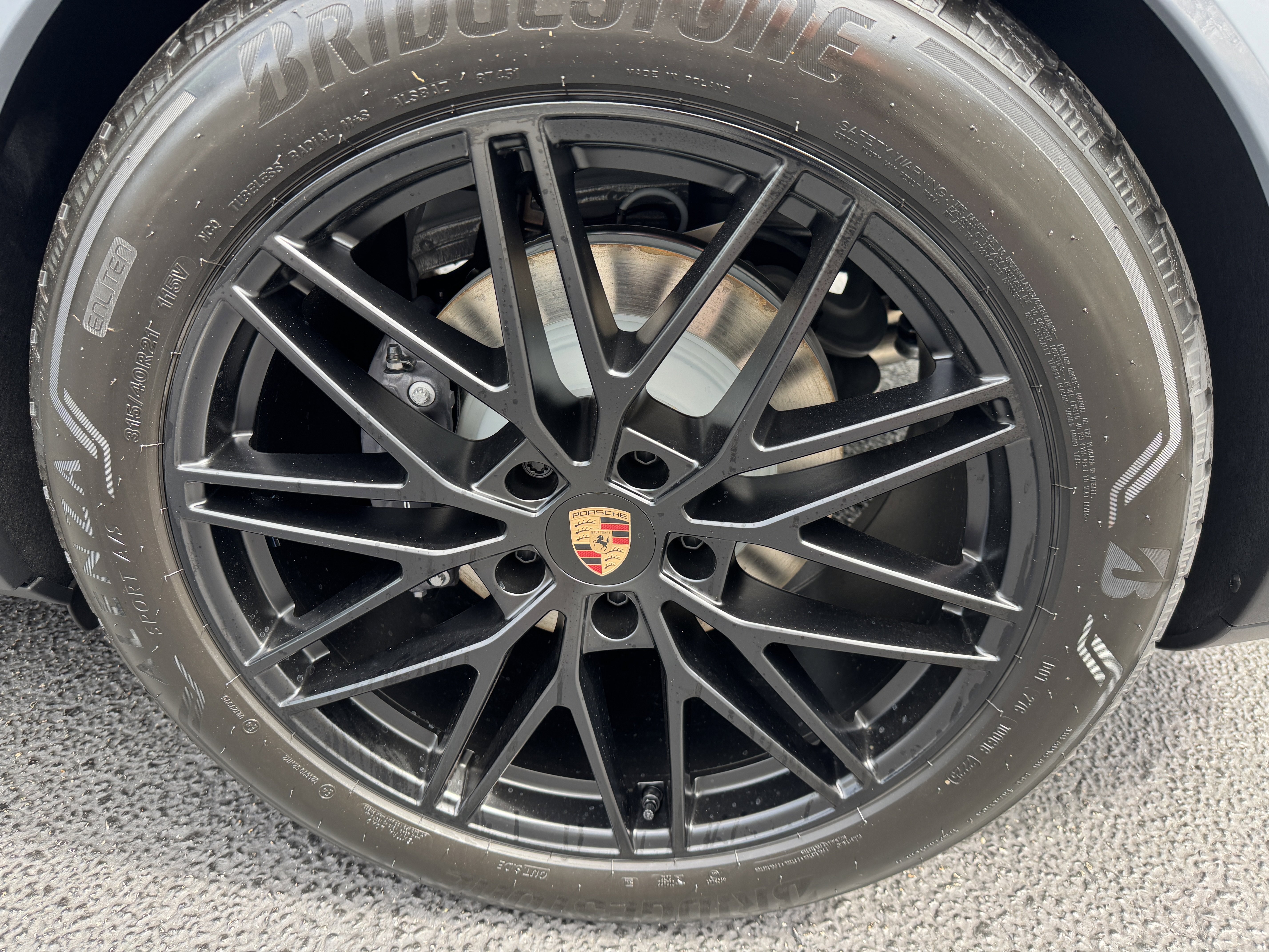 New 2026 Porsche Cayenne E-Hybrid image 9