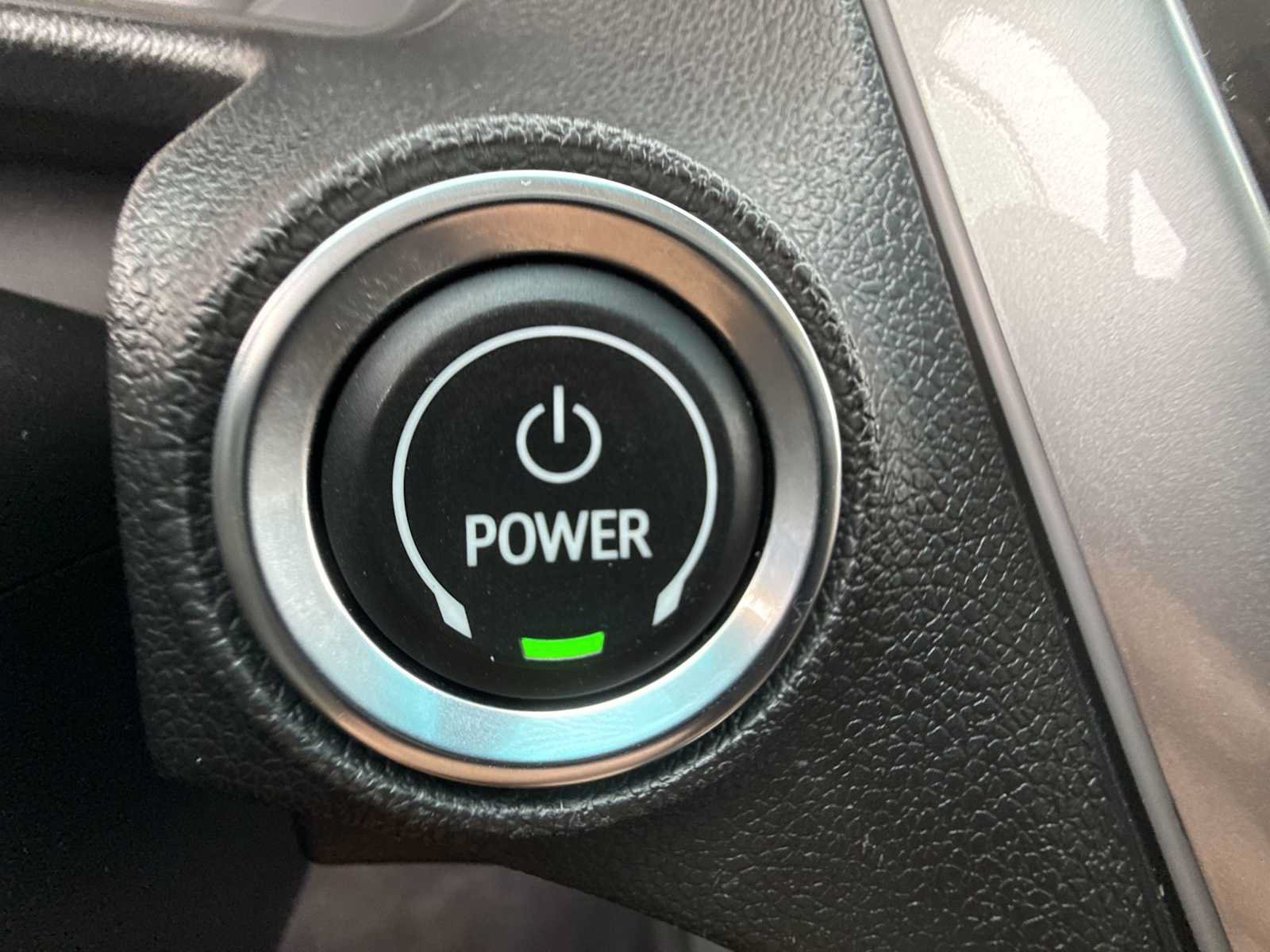 Certified 2022 Chevrolet Bolt LT w/ Infotainment Package FWD image 16