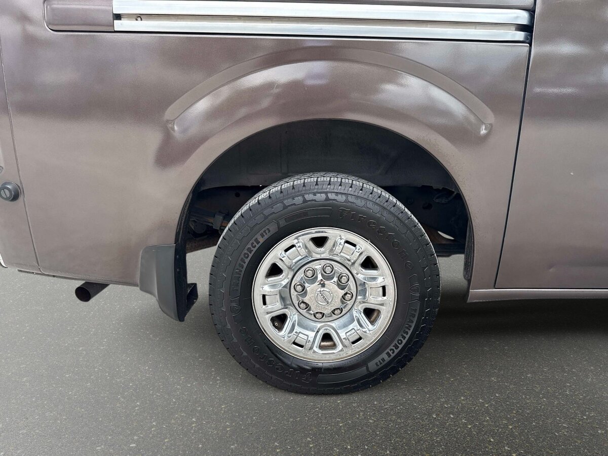 Used 2015 Nissan NV 3500 SV w/ Technology Package RWD image 10