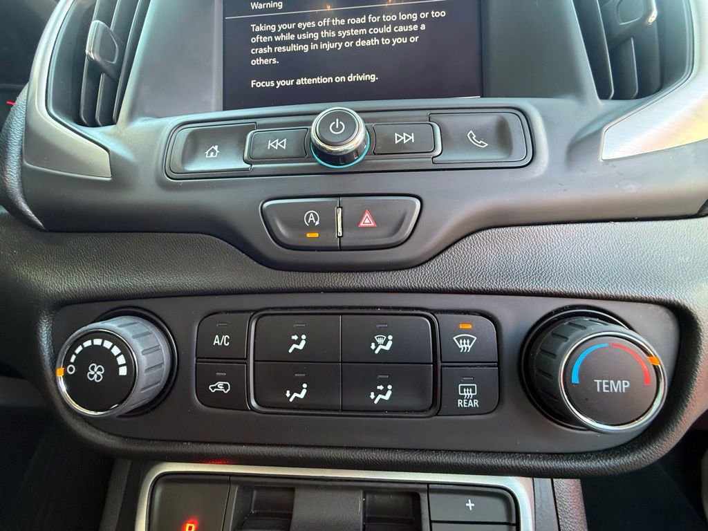 Used 2023 GMC Terrain SLE w/ Elevation Edition image 22