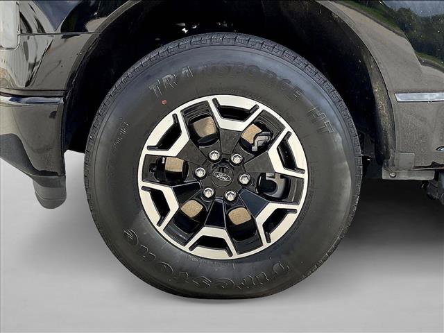 Used 2023 Ford F150 Lightning XLT AWD/4WD image 8