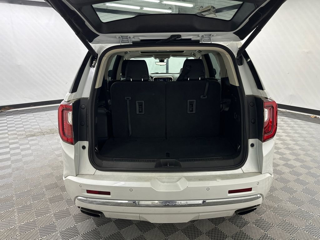 Used 2020 GMC Acadia Denali w/ Technology Package FWD image 21