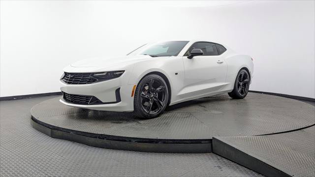 Used 2019 Chevrolet Camaro LT RWD image 2