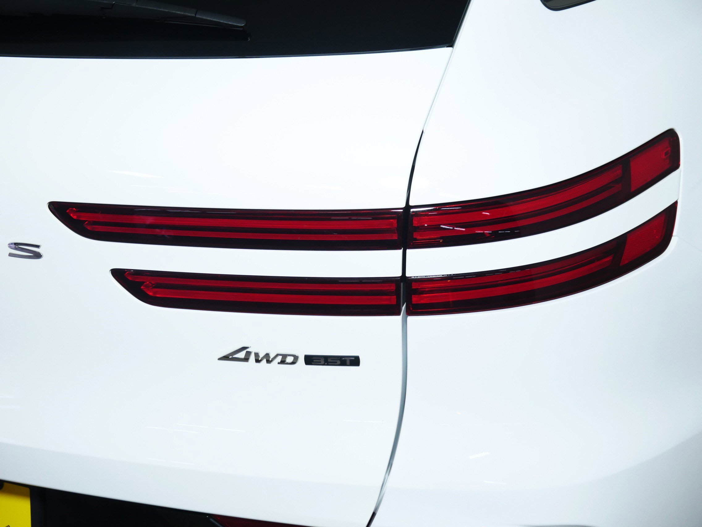 Used 2026 Genesis GV70 3.5T Sport Prestige image 17