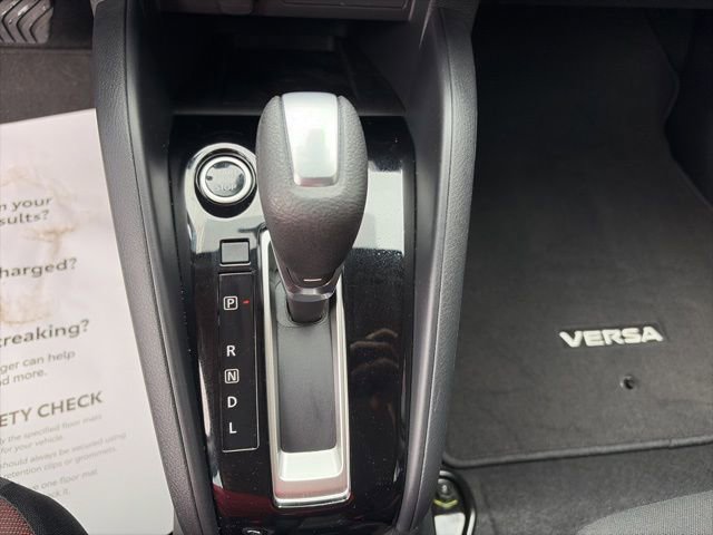 Certified 2025 Nissan Versa SR w/ Trunk Package image 18