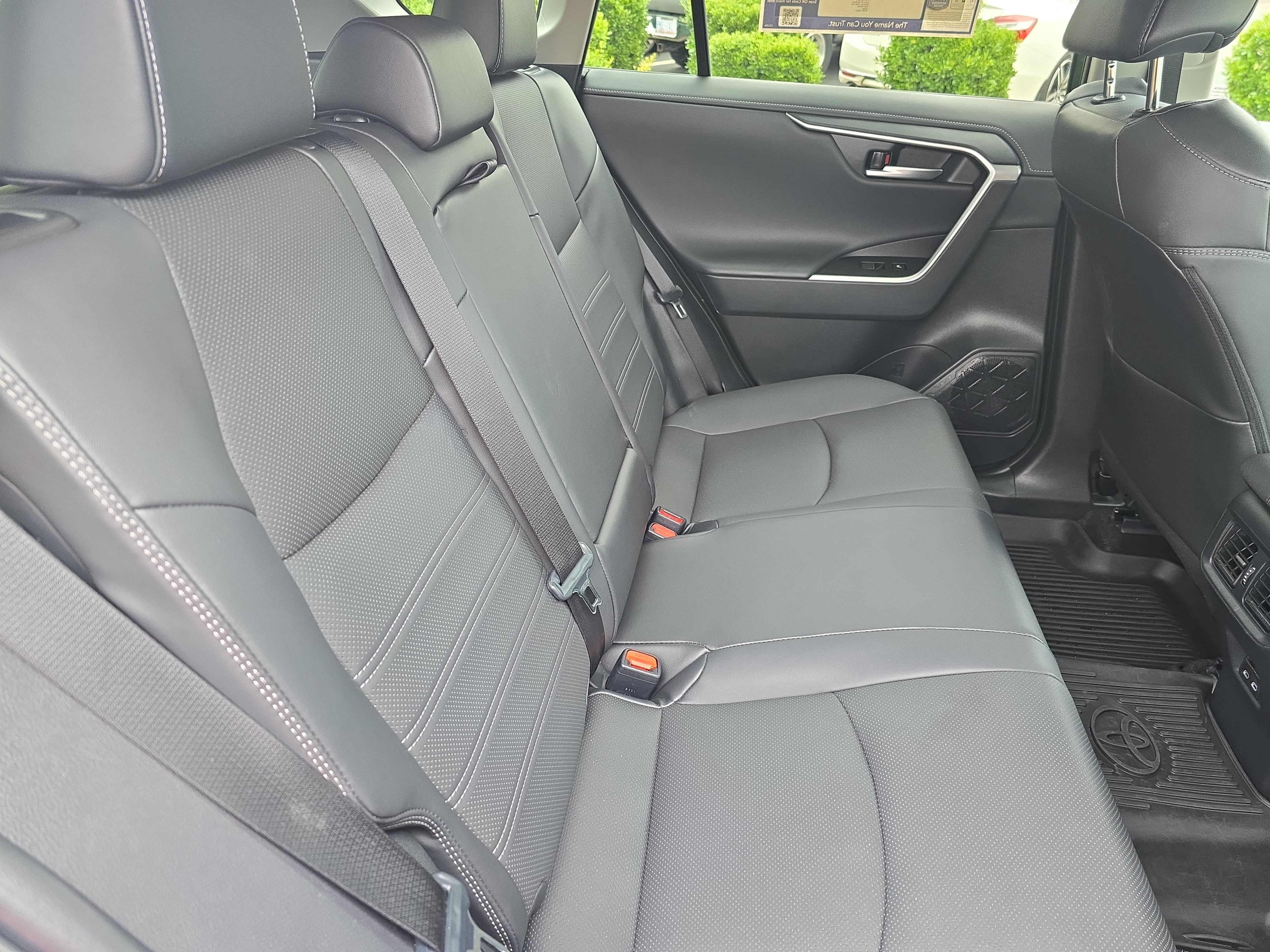 Used 2024 Toyota RAV4 Limited w/ Advanced Technology Package AWD/4WD image 12