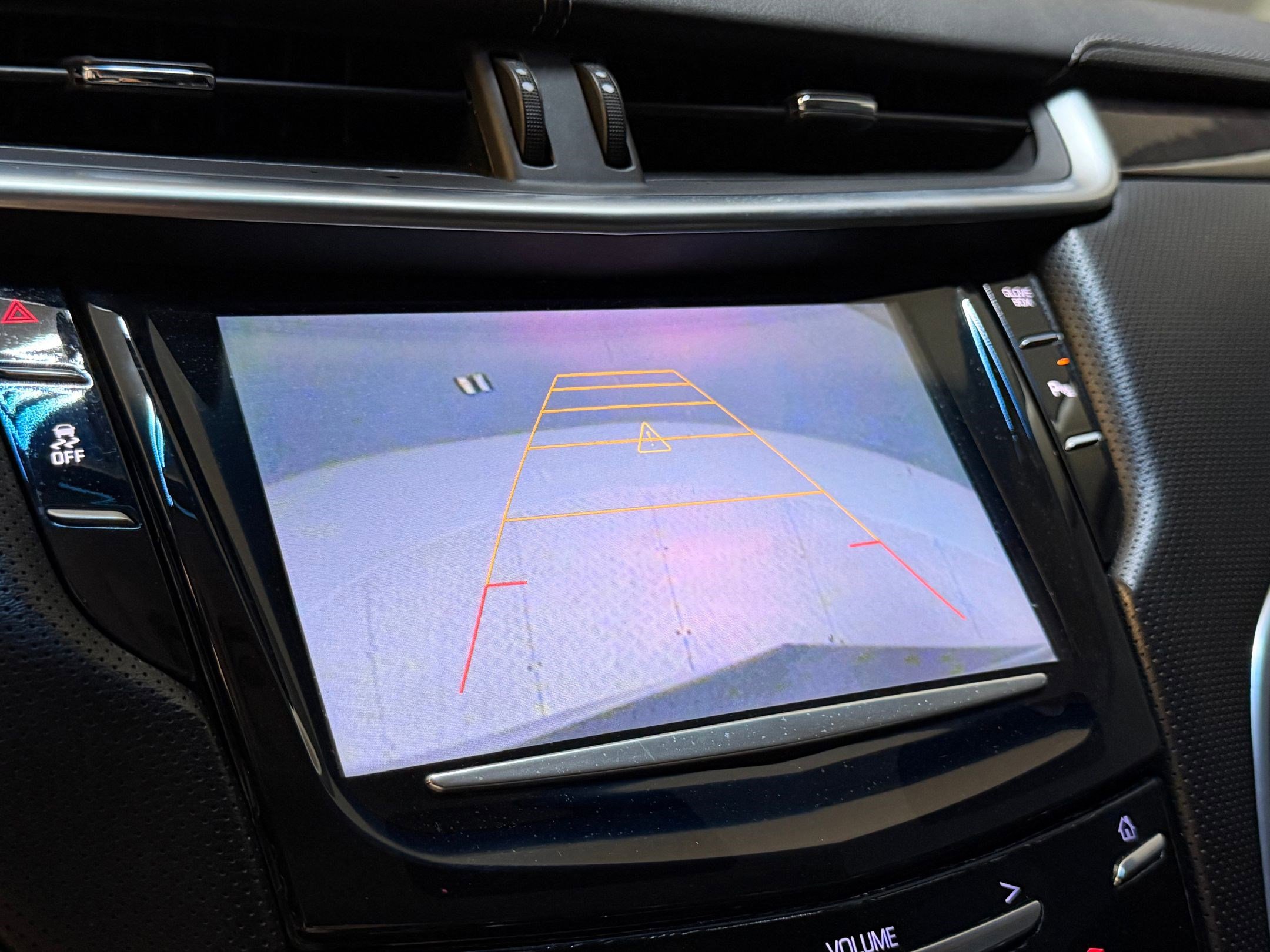 Used 2015 Cadillac XTS Luxury AWD/4WD image 28