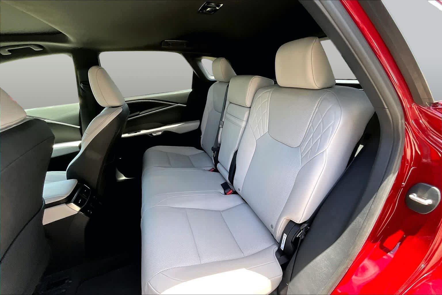 Used 2024 Lexus RX 350h w/ Accessory Package (Z1) AWD/4WD image 20