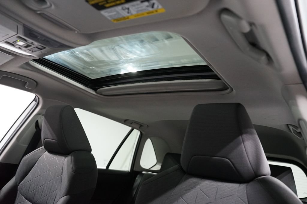 Certified 2022 Toyota RAV4 XLE w/ Convenience Package image 33