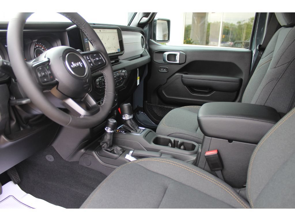 New 2026 Jeep Gladiator Sport AWD/4WD image 8