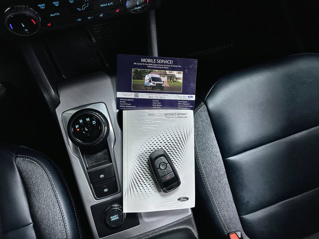 Used 2024 Ford Bronco Sport Outer Banks w/ Tech Package AWD/4WD image 10