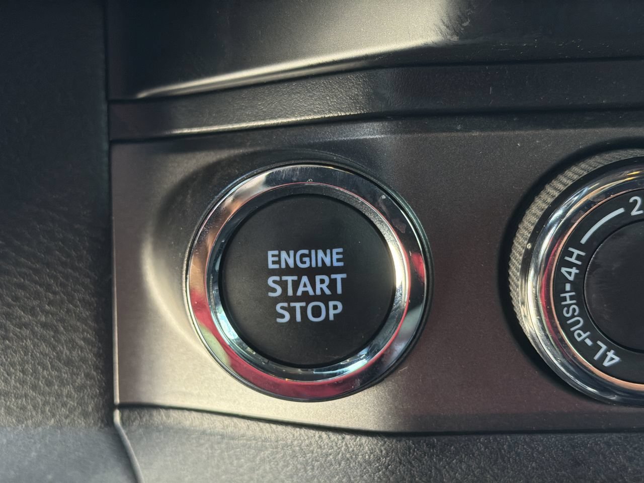 Used 2022 Toyota Tacoma TRD Off-Road AWD/4WD image 28