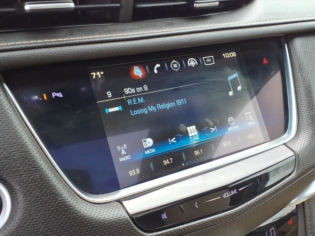 Used 2018 Cadillac XT5 Luxury w/ Driver Awareness Package image 21